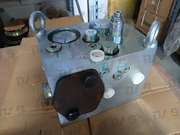 Клапан распределитель гидравлический оригинал