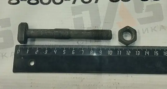 Болт шатуна D9