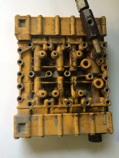 Блок клапанов КПП ZF