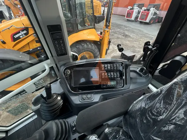 Экскаватор-погрузчик Профессионал PB991S купить в Горно-Алтайске