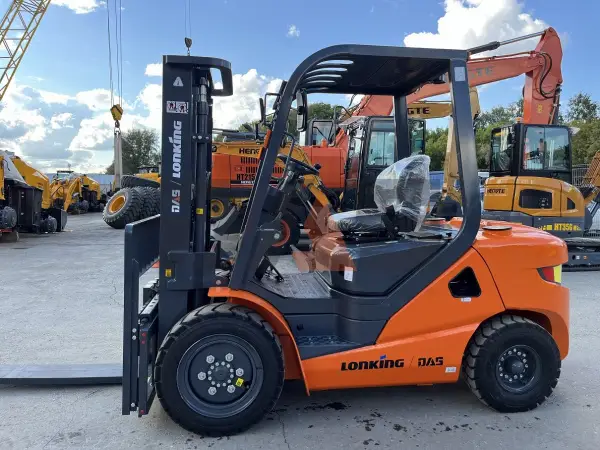 Дизельный вилочный погрузчик Lonking FD30T купить в Горно-Алтайске