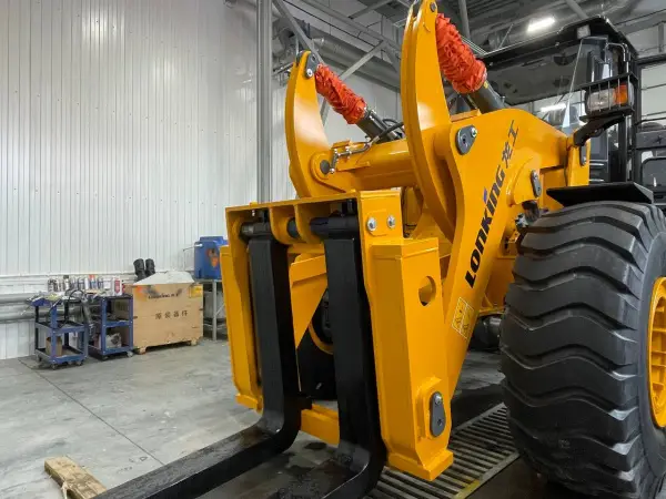 Фронтальный погрузчик Lonking CDM855W
