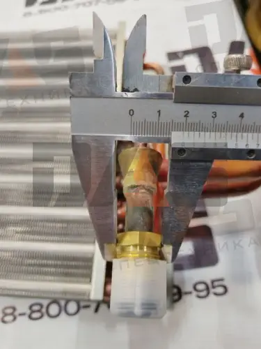 Радиатор кондиционера LW300