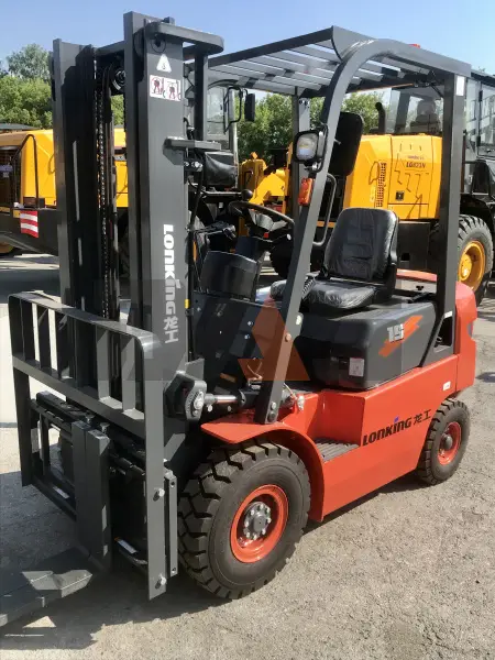 Дизельный вилочный погрузчик Lonking FD15T купить в Горно-Алтайске