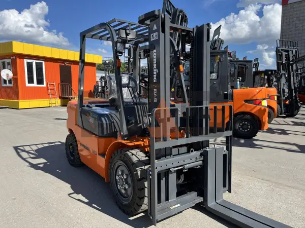 Дизельный вилочный погрузчик Lonking FD30T купить в Горно-Алтайске