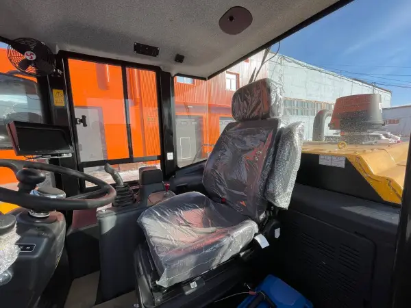 Фронтальный погрузчик Lonking ZL50HC