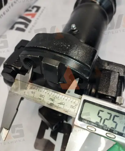 Вал карданный средний LG956