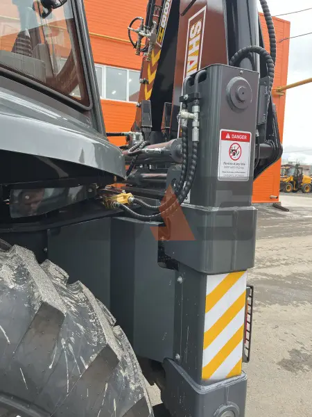 Экскаватор-погрузчик Shanmon 388H Black Edition купить в Горно-Алтайске