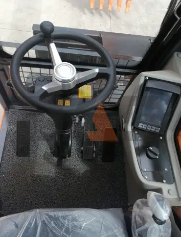Экскаватор Lonking CDM6150W (колесный) купить в Горно-Алтайске